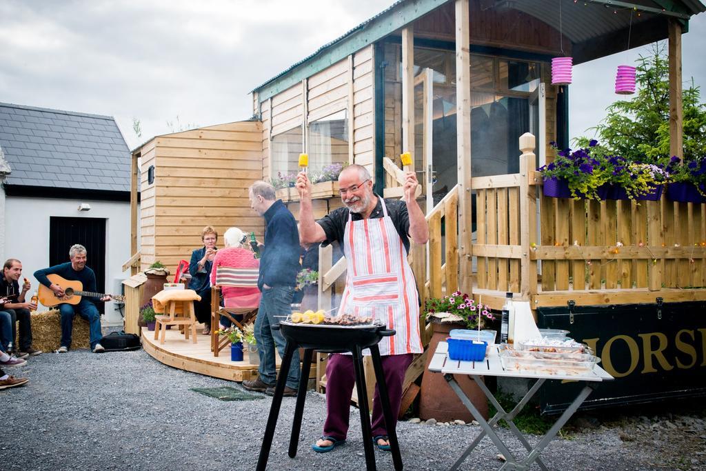 Burren Glamping Villa Kilfenora Exterior photo
